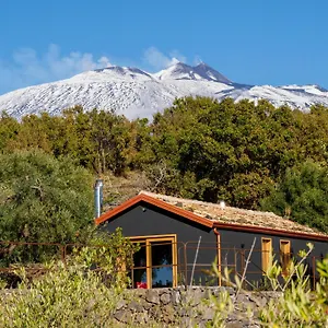 Station touristique Podere Dell'etna Segreta - Essential Nature & Glamping, Biancavilla